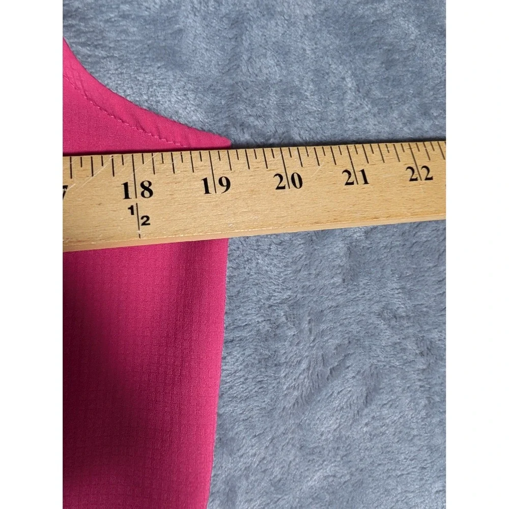 Columbia Womens M Pink Omni-Shade Sleeveless Button Up Sun Protection Hiking Top - Picture 10 of 10